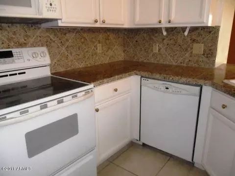 4711 E Rockledge Rd, Phoenix, AZ 85044 photo 12