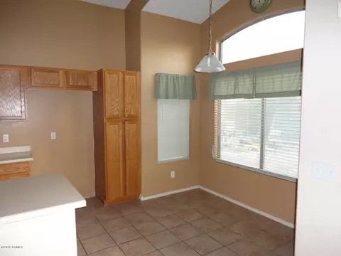 1051 E Mohave Ln, Apache Junction, AZ 85119 photo 4