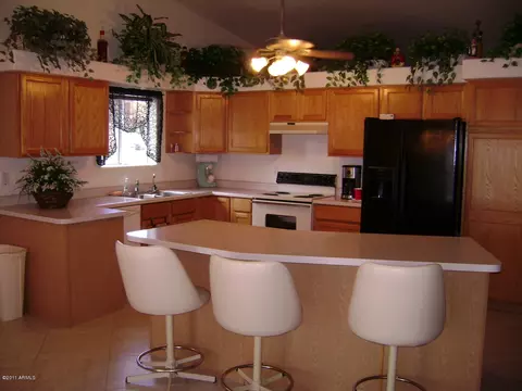 525 E Fred Ave, Apache Junction, AZ 85119 photo 3