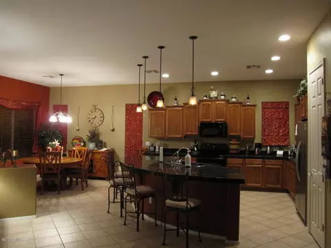 4228 E Carob Dr, Gilbert, AZ 85298 photo 5