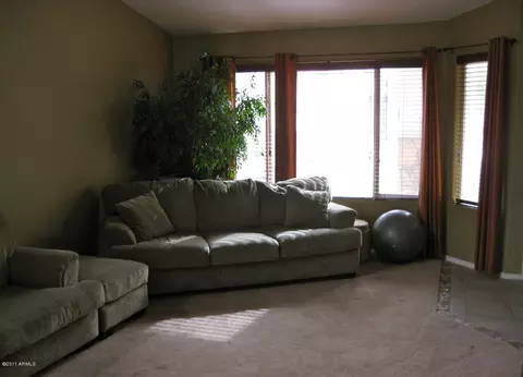 1050 E Bruce Ave, Gilbert, AZ 85234 photo 5