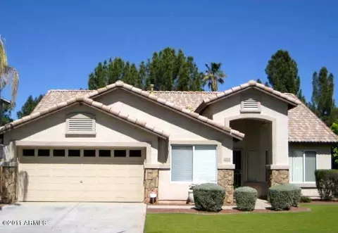 1050 E Bruce Ave, Gilbert, AZ 85234 photo 12