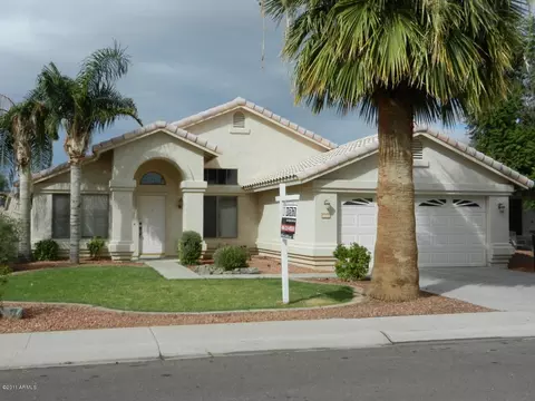 1686 E Laurel Ave, Gilbert, AZ 85234 photo 1