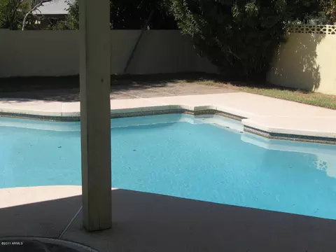 622 E Winter Dr, Phoenix, AZ 85020 photo 9