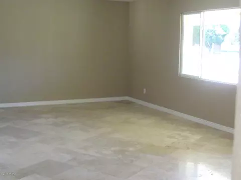 622 E Winter Dr, Phoenix, AZ 85020 photo 11