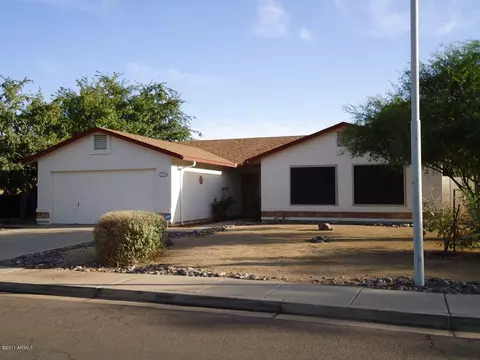 619 E Palomino Dr, Gilbert, AZ 85296 photo 1