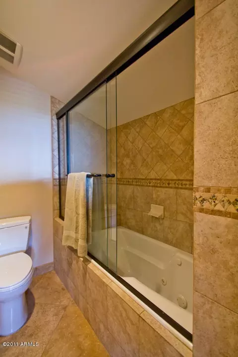 2470 E Vaughn Ave, Gilbert, AZ 85234 photo 32