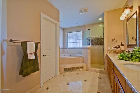 2470 E Vaughn Ave, Gilbert, AZ 85234 photo 22