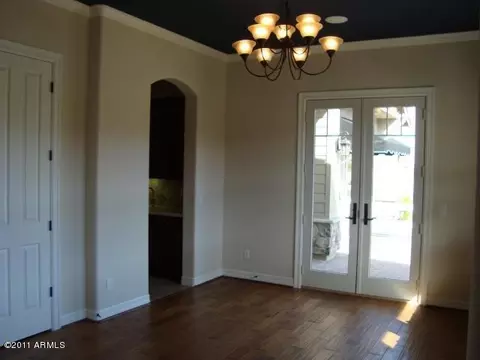 2816 E Constance Way, Phoenix, AZ 85042 photo 2