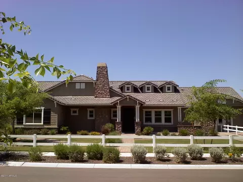 2816 E Constance Way, Phoenix, AZ 85042 photo 1