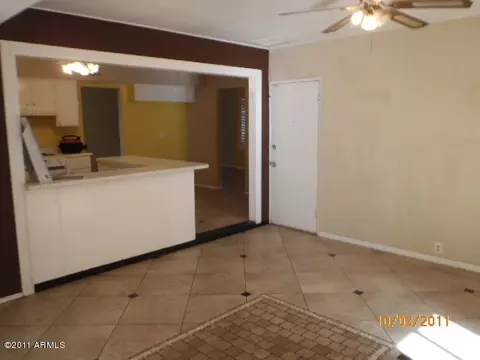 4237 E Saint Charles Ave, Phoenix, AZ 85042 photo 4