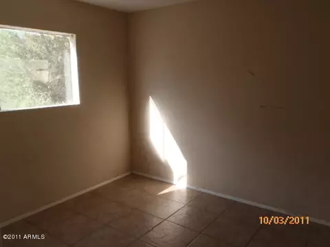 4237 E Saint Charles Ave, Phoenix, AZ 85042 photo 7