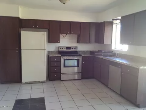 4331 N 79 Ln, Phoenix, AZ 85033 photo 3