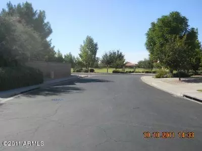 1408 E Sierra Madre Ave, Gilbert, AZ 85296 photo 2