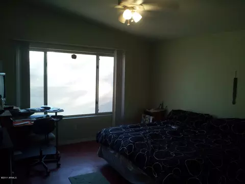 3437 E Kerry Ln, Phoenix, AZ 85050 photo 5