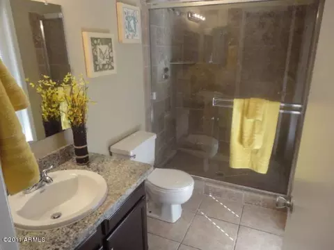 4821 E Desert View Dr, Phoenix, AZ 85044 photo 13
