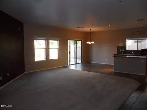 1306 E Beth Dr, Phoenix, AZ 85042 photo 5