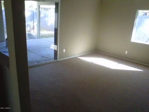 4529 E Wayland Rd, Phoenix, AZ 85040 photo 3
