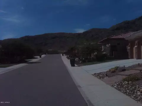 2706 W Ashurst Dr, Phoenix, AZ 85045 photo 5