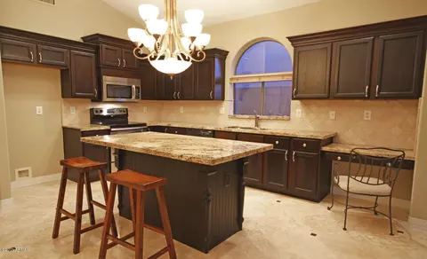 3654 E Vaughn Ave, Gilbert, AZ 85234 photo 2
