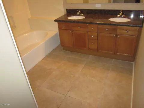 740 S Crows Nest Dr, Gilbert, AZ 85233 photo 8