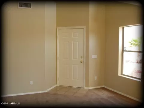 1609 W Donner Dr, Phoenix, AZ 85041 photo 4