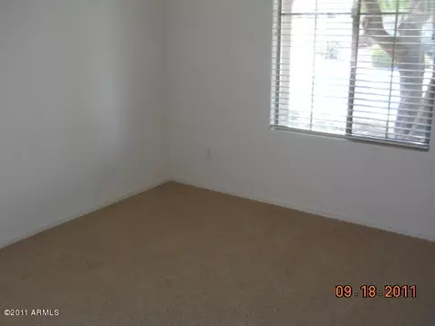 4094 E Azalea Dr, Gilbert, AZ 85298 photo 3