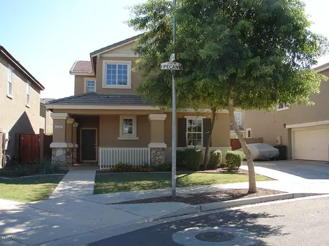 2245 E Pecan Rd, Phoenix, AZ 85040 photo 2