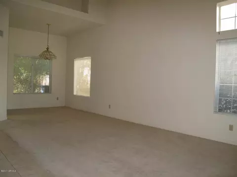 1515 E Beacon Dr, Gilbert, AZ 85234 photo 2