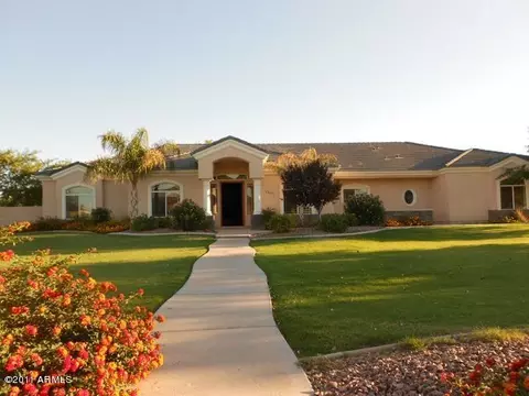 2569 E Cattle Dr, Gilbert, AZ 85297 photo 2