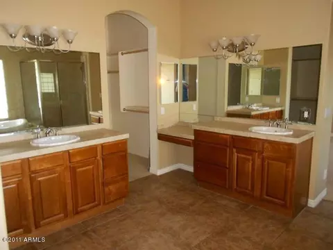 2569 E Cattle Dr, Gilbert, AZ 85297 photo 16