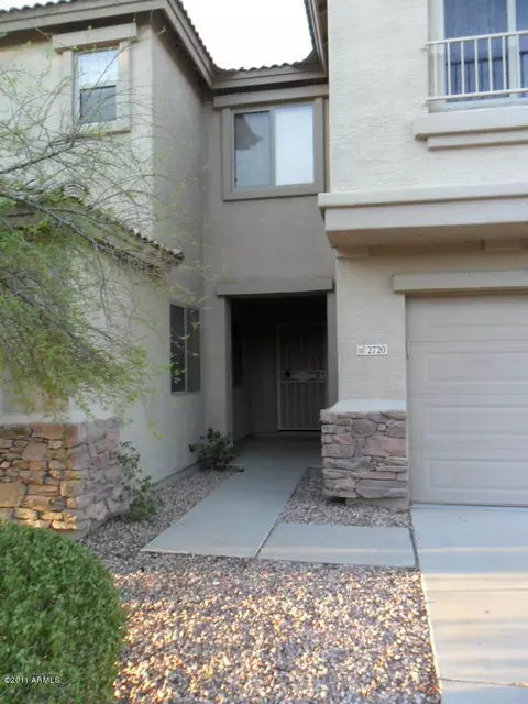 2720 E Branham Ln, Phoenix, AZ 85042 photo 4