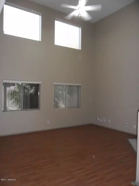 2720 E Branham Ln, Phoenix, AZ 85042 photo 14