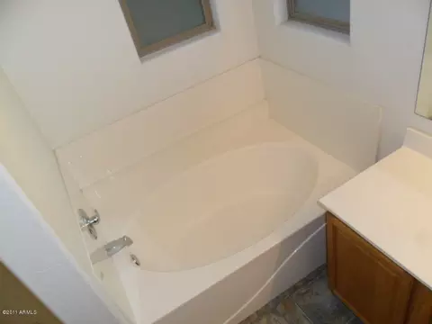 2720 E Branham Ln, Phoenix, AZ 85042 photo 32