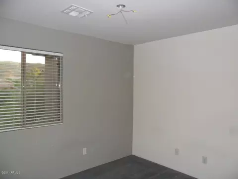 2720 E Branham Ln, Phoenix, AZ 85042 photo 26