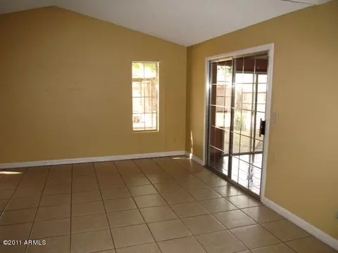 3134 N 68th Ln, Phoenix, AZ 85033 photo 13