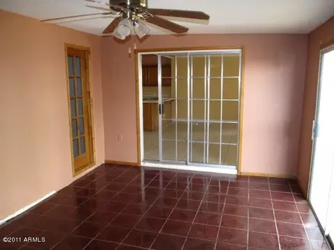 3134 N 68th Ln, Phoenix, AZ 85033 photo 7