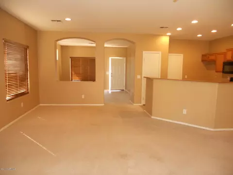 1872 E Los Alamos St, Gilbert, AZ 85295 photo 4