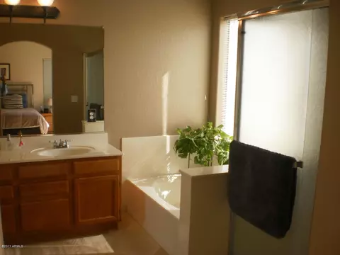 4505 E Mountain Sage Dr, Phoenix, AZ 85044 photo 15