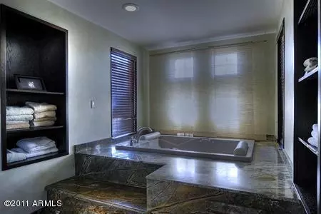 44 Biltmore Est, Phoenix, AZ 85016 photo 16