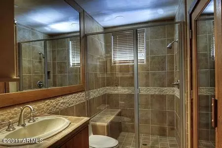 44 Biltmore Est, Phoenix, AZ 85016 photo 18
