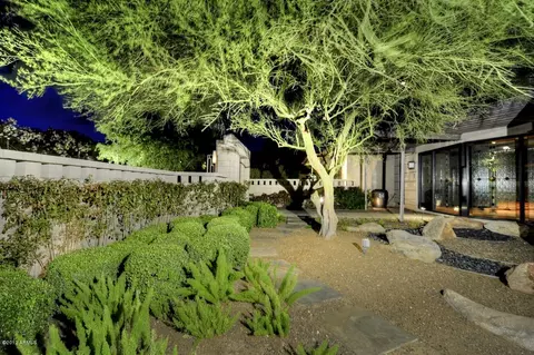 44 Biltmore Est, Phoenix, AZ 85016 photo 36