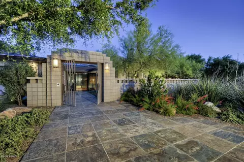 44 Biltmore Est, Phoenix, AZ 85016 photo 40