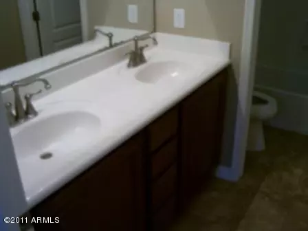 2763 E Hampton Ln, Gilbert, AZ 85295 photo 10