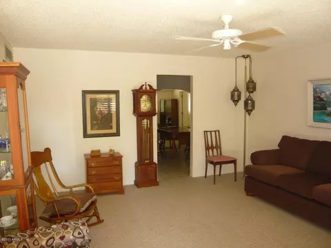 1036 E Campus Dr, Tempe, AZ 85282 photo 4