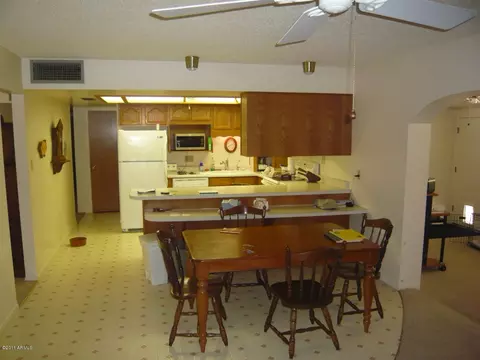 1036 E Campus Dr, Tempe, AZ 85282 photo 6