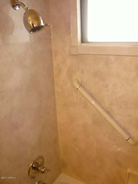 1036 E Campus Dr, Tempe, AZ 85282 photo 14
