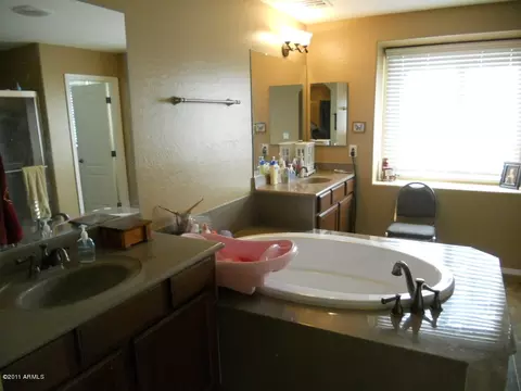 1072 S Nancy Ln, Gilbert, AZ 85296 photo 22