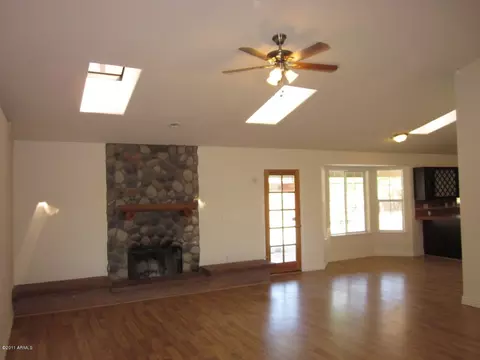 10502 Evergreen St, Mesa, AZ 85207 photo 2