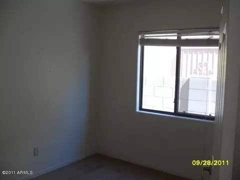 2929 E Mobile Ln, Phoenix, AZ 85040 photo 8